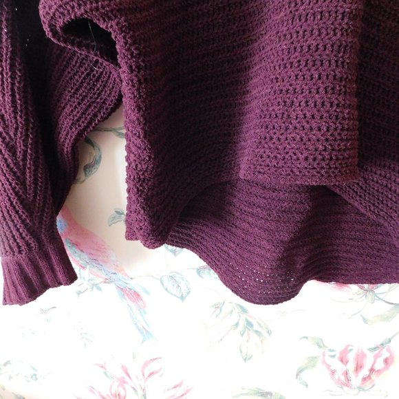 🦅 American Eagle Chenille Batwing Sweater 🍃🌳 - Picture 5 of 10